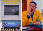 Kabupaten Musi Rawas terdiri dari 14 Kecamatan yang terbagi lagi menjadi wilayah administrasi lebih kecil dengan total 199 wilayah, terdiri dari 186 desa dan 13 kelurahan,